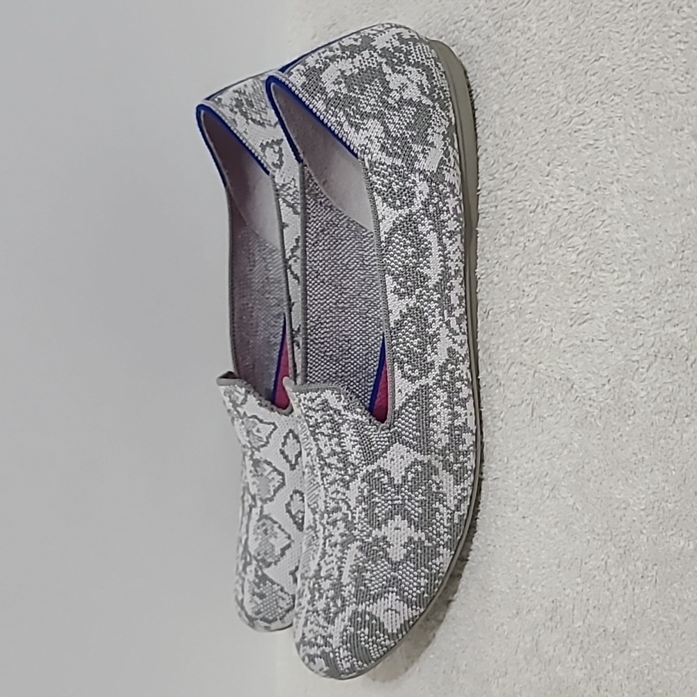 Rothys The Flat Ivory Grey Snake Pattern Round Toe Shoes Women's Size 12